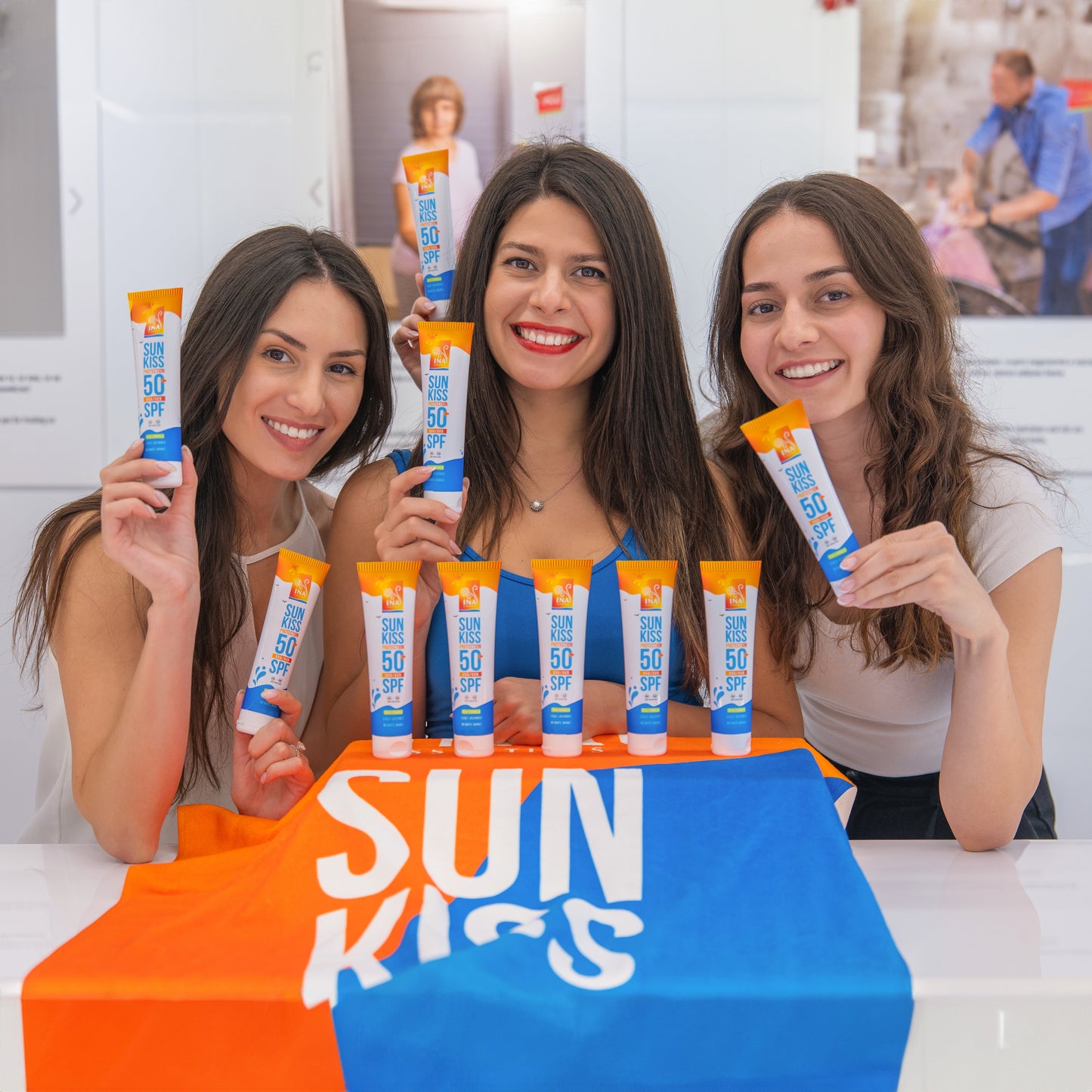 Familjepaket för solskydd - 2+1 Naturlig solkräm för ansikte och kropp SPF 50+ med ekologisk vit gran