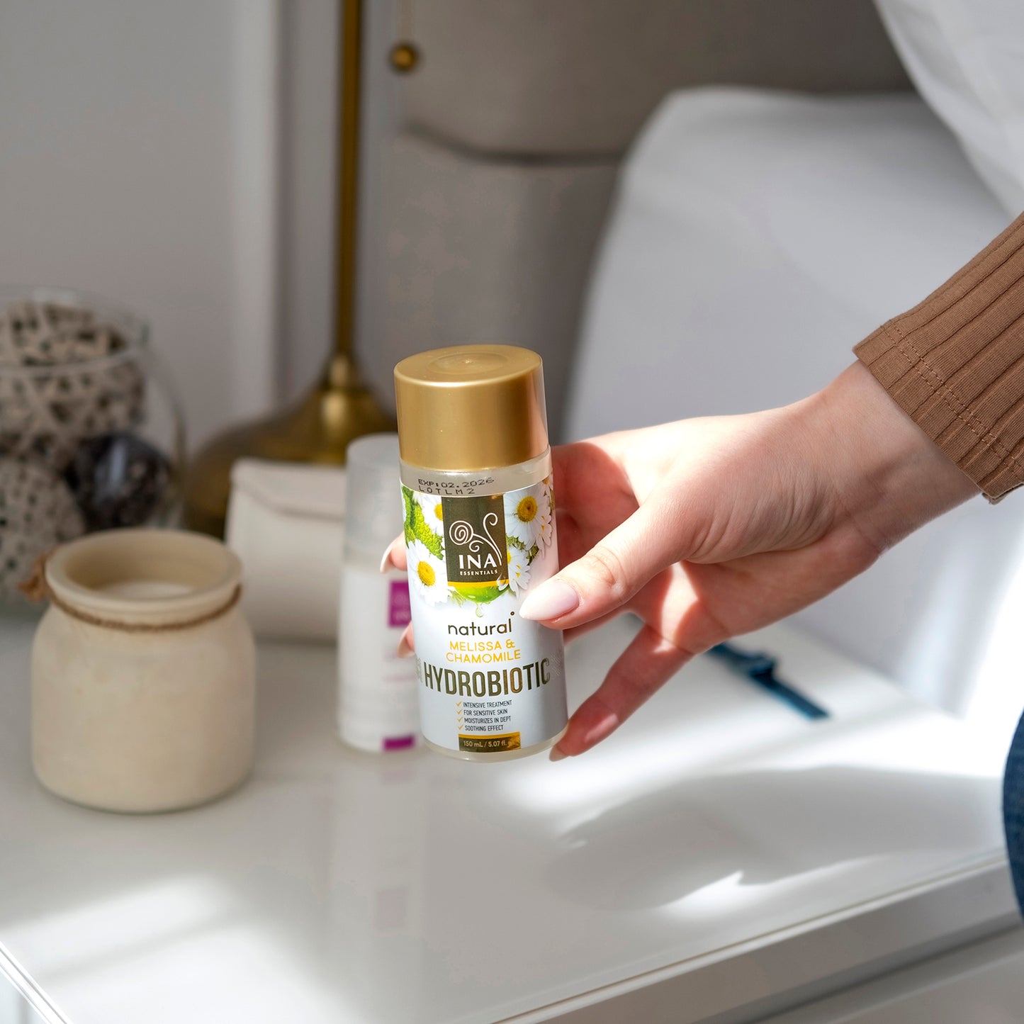Hydrobiotic Kamomill, Melissa och Aloe Vera - intensivt lugnande vård för Känslig hud